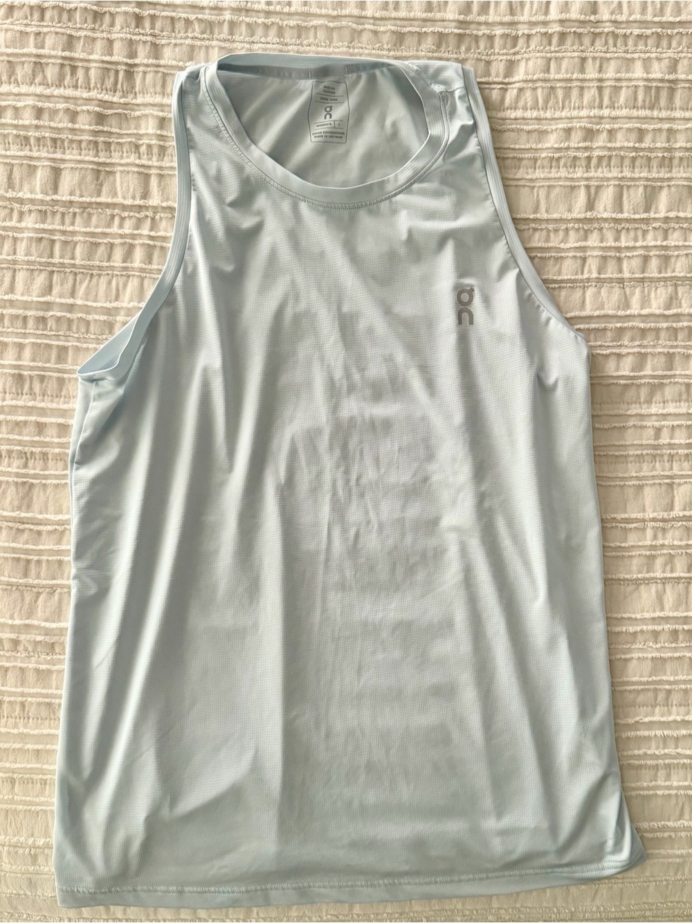 Womens Large Oncloud tank top